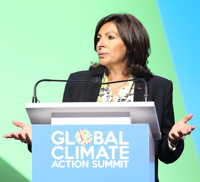 Excuse Me Si Vous Plait